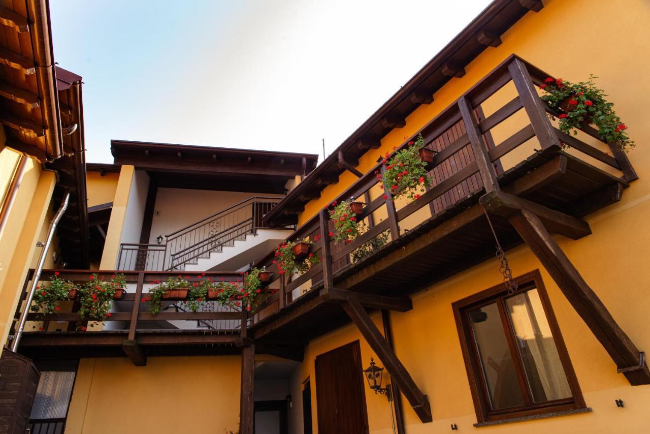 La Corte Sul Lago Merone Dış mekan fotoğraf